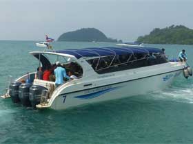 Leelawadee Speedboat for transfers between Koh Mak and Laem Ngop